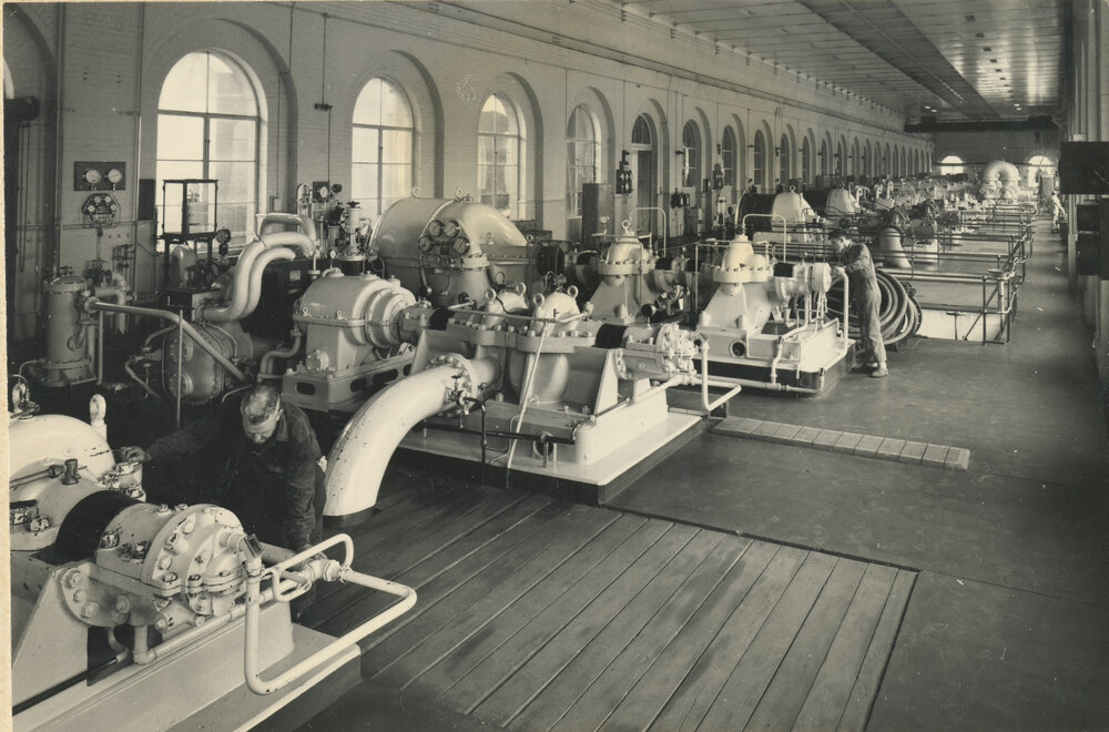 Ryde Pumping Station No.2 : interior view the Engine House, taken circa 1960-1970