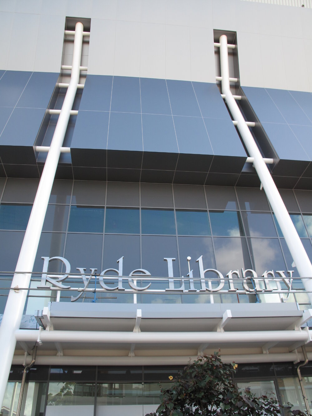 Ryde Library located at Top Ryde City, 2011