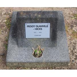 Glanville-Hicks: Headstone of Peggy Glanville-Hicks d.1990