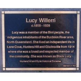 Willeri: Plaque on the grave of Lucy Willeri d.1928
