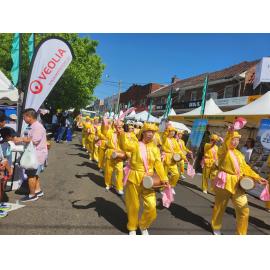 Performers in the Granny Smith parade, 2023