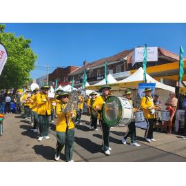 Epping RSL Golden Kangaroos Marching Band in the Granny Smith parade, 2023