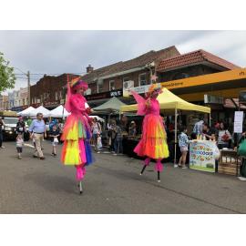 Street performers in the Granny Smith parade, 2018