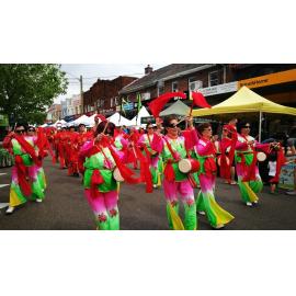 Performers in the Granny Smith parade, 2018