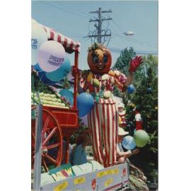 Batlow float, Granny Smith Parade
