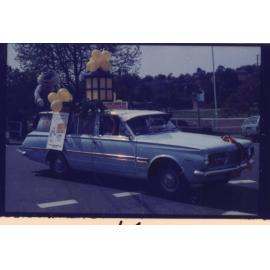 Ryde Lantern Club car and mascot, Granny Smith Festival parade