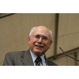 Granny Smith Festival, 2007: Prime Minister John Howard and member for Bennelong