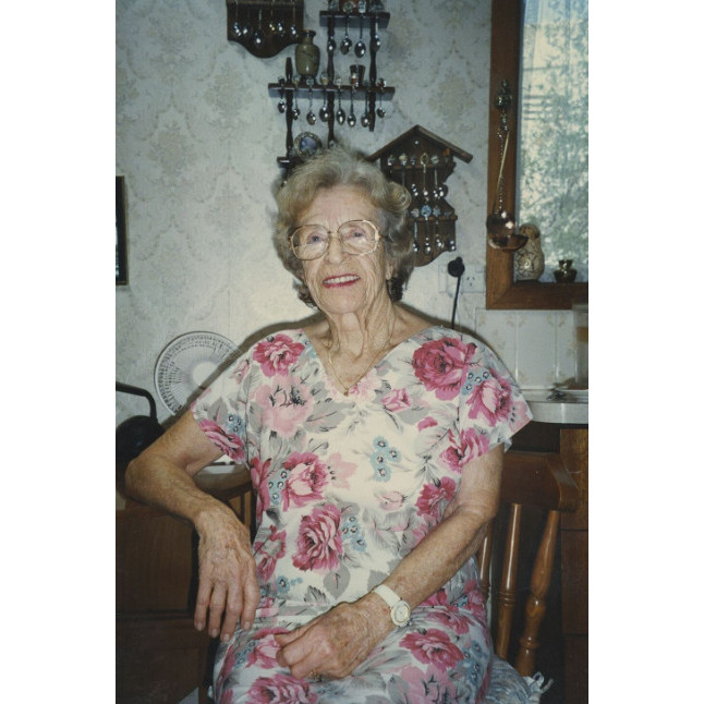 Oral history of Muriel (Ivy) Mackenzie