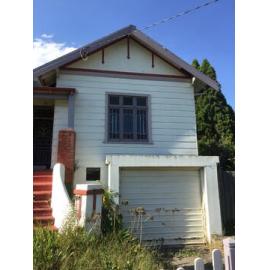 Elsinore, 20 Osborne Avenue, Putney: garage