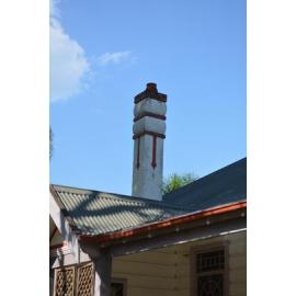 Elsinore, 20 Osborne Avenue, Putney: chimney detail