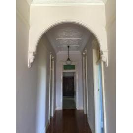 Elsinore, 20 Osborne Avenue, Putney: hallway 