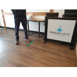 Interior of the Eastwood cafe 100000LAB Coffee & Bakery, May 2020