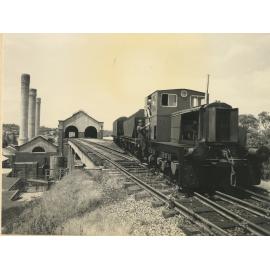  Ryde Pumping Station No.2 : 'Planet' diesel locomotive and boards coal wagons