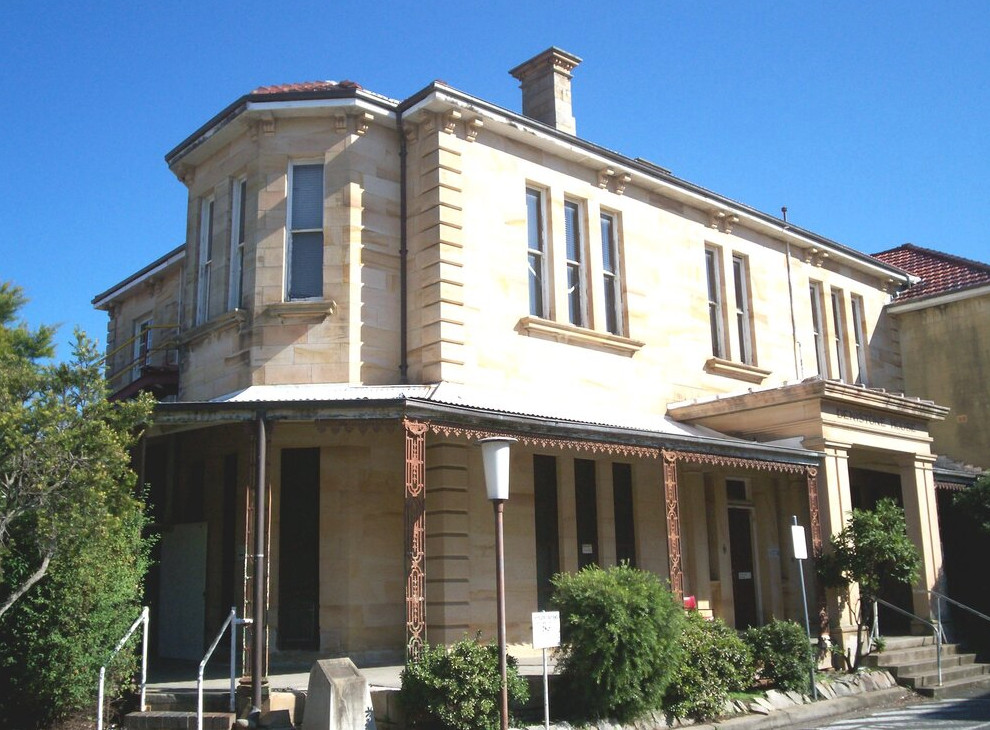 Denistone House